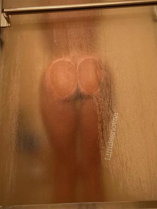 Got me wet π¦ OF@lilmissnovaa π