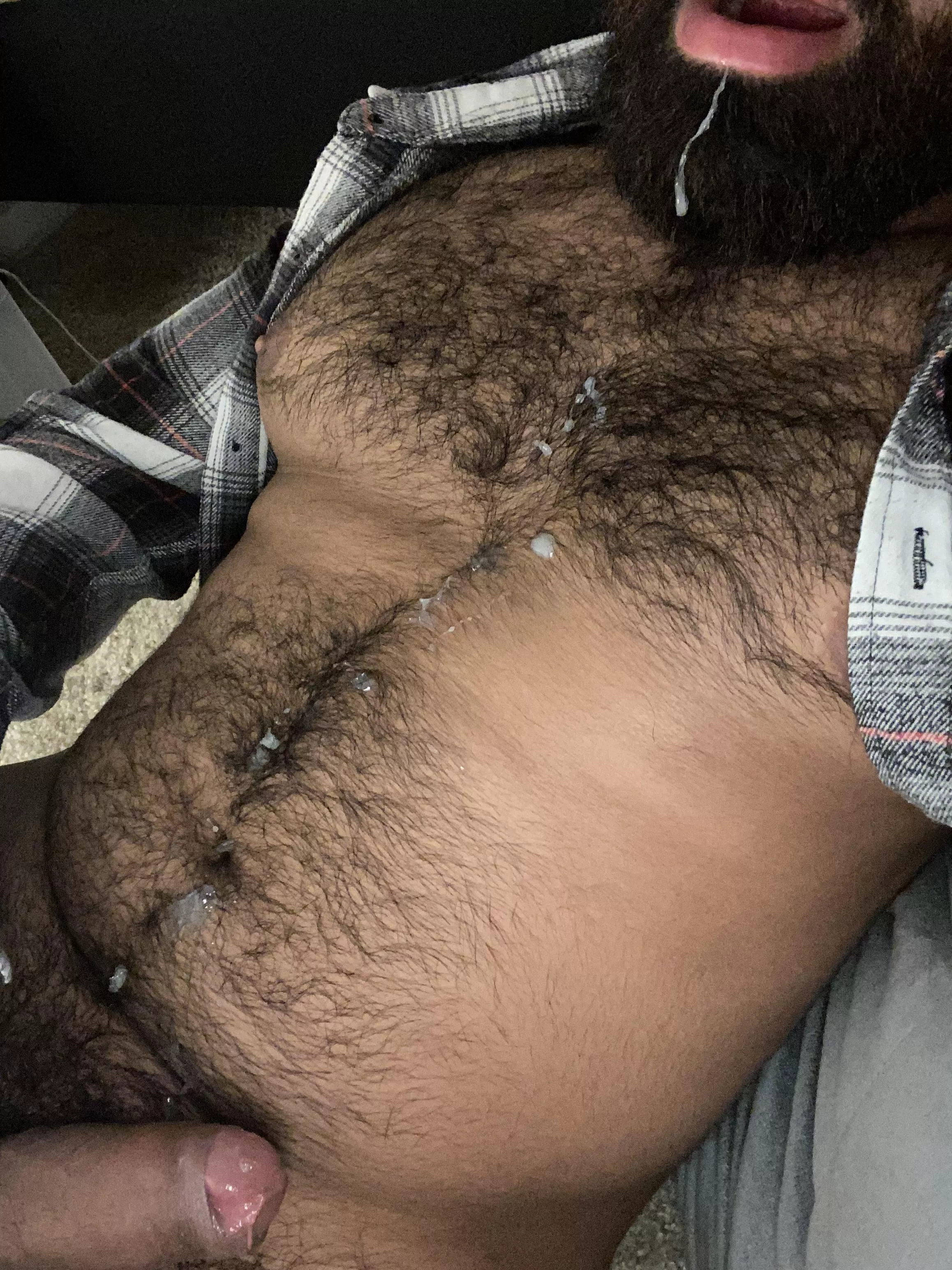 Got on my beard too 😩