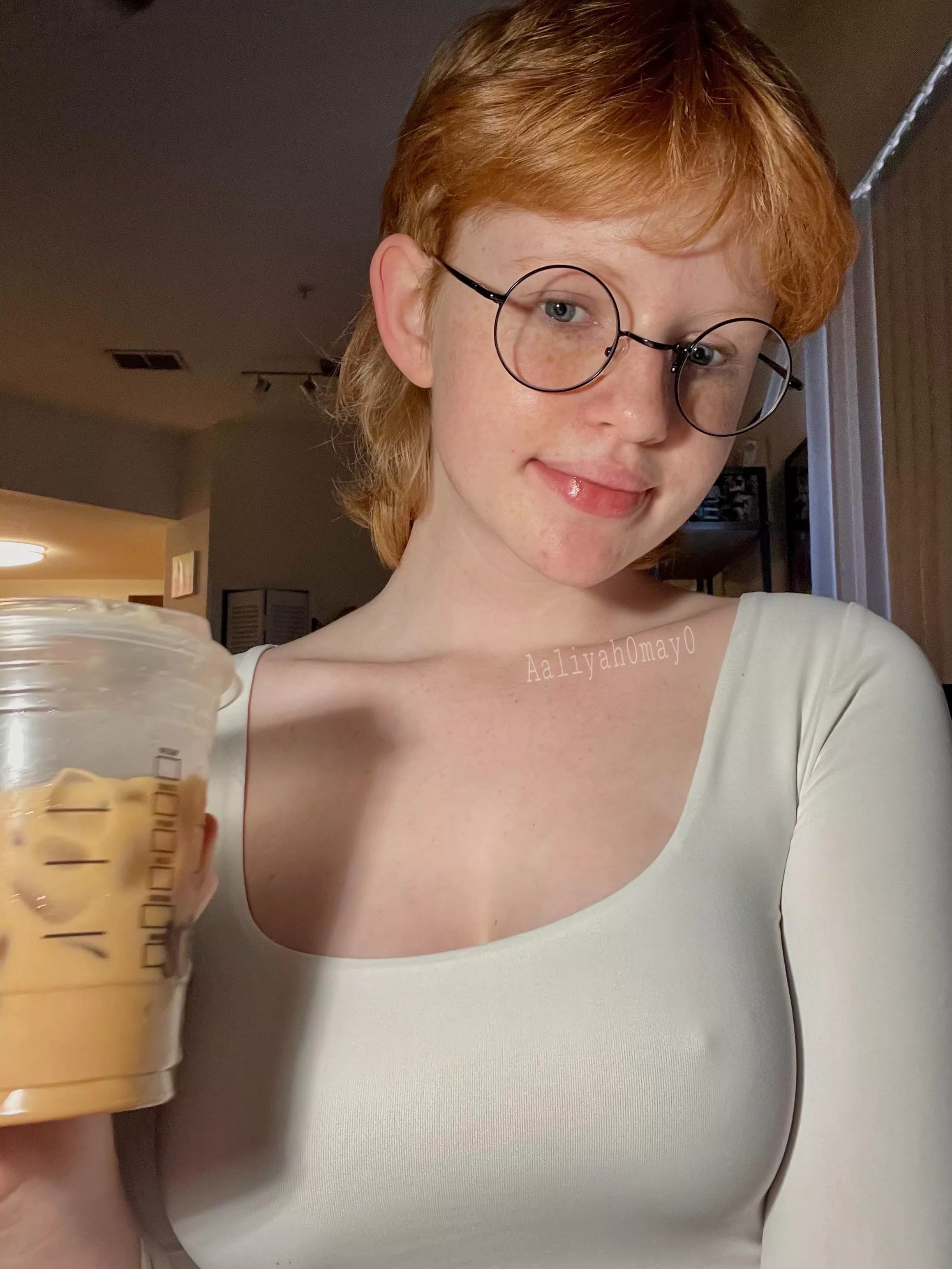 Got some looks in Starbucks today cause this shirt ;)