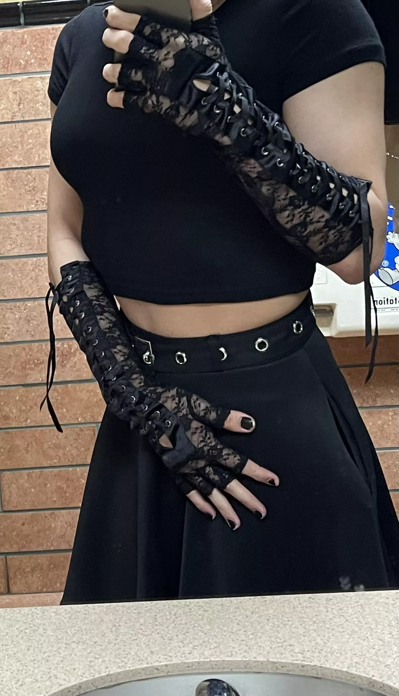 got some new arm warmers, i think they look sooo cute!~