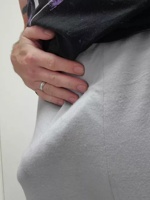 Got some new pants 🥰