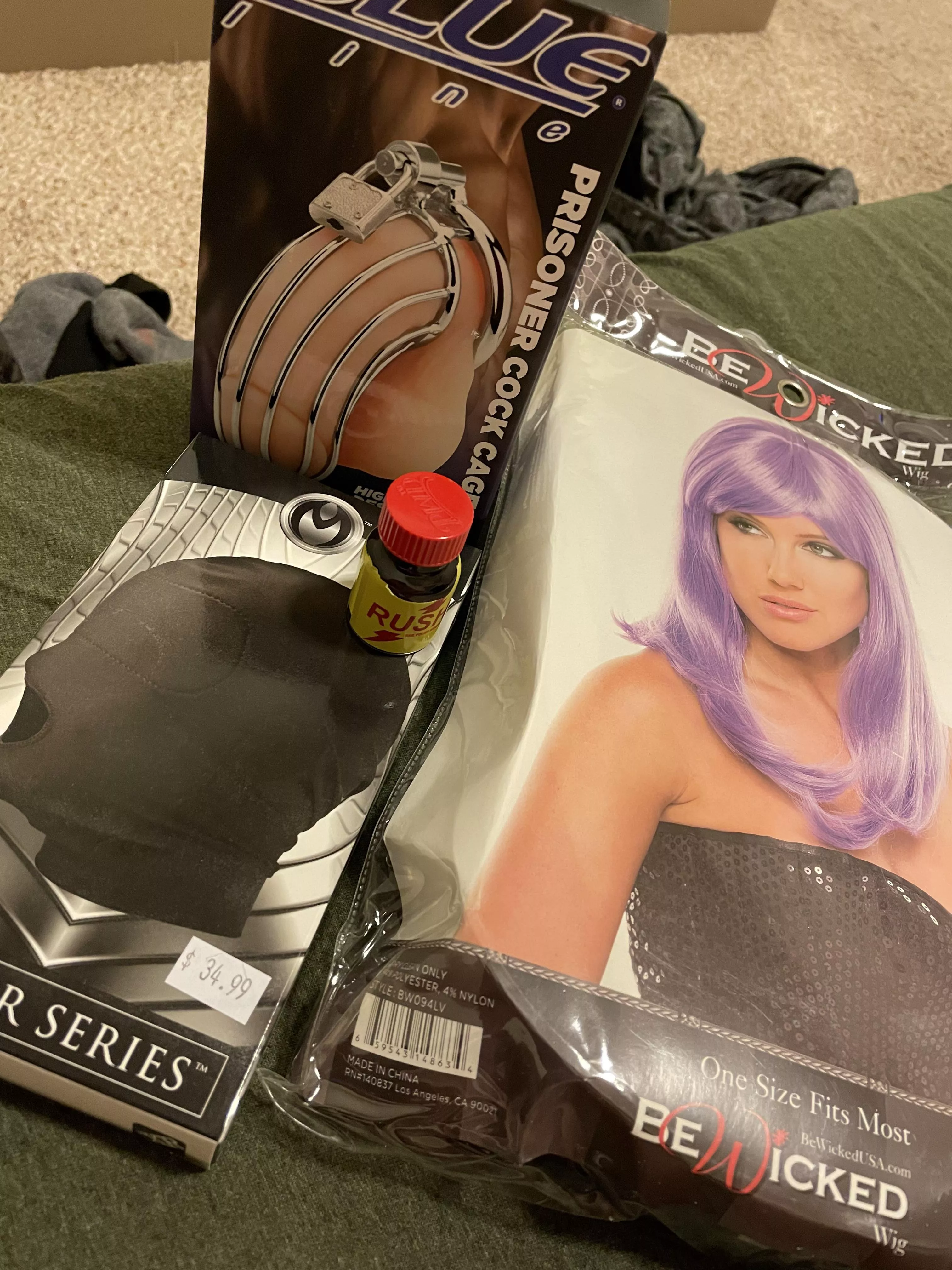 Got some new toys! First time trying poppers… jesus they make you a whole new level of stupid horny. Kik adastra202