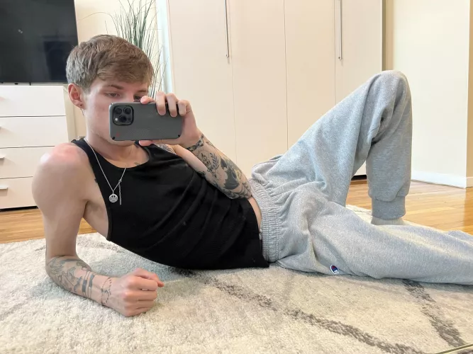 gotta love grey sweats