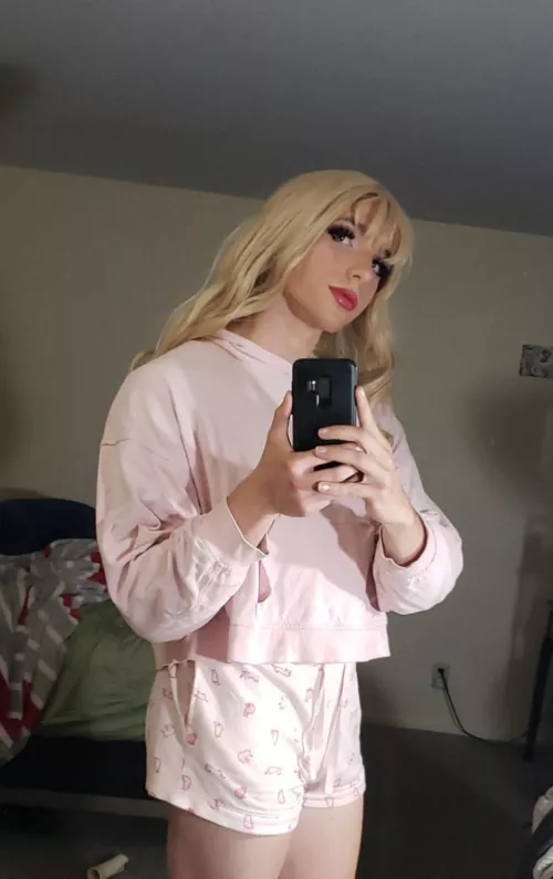 Gotta love soft pajamas 🥰