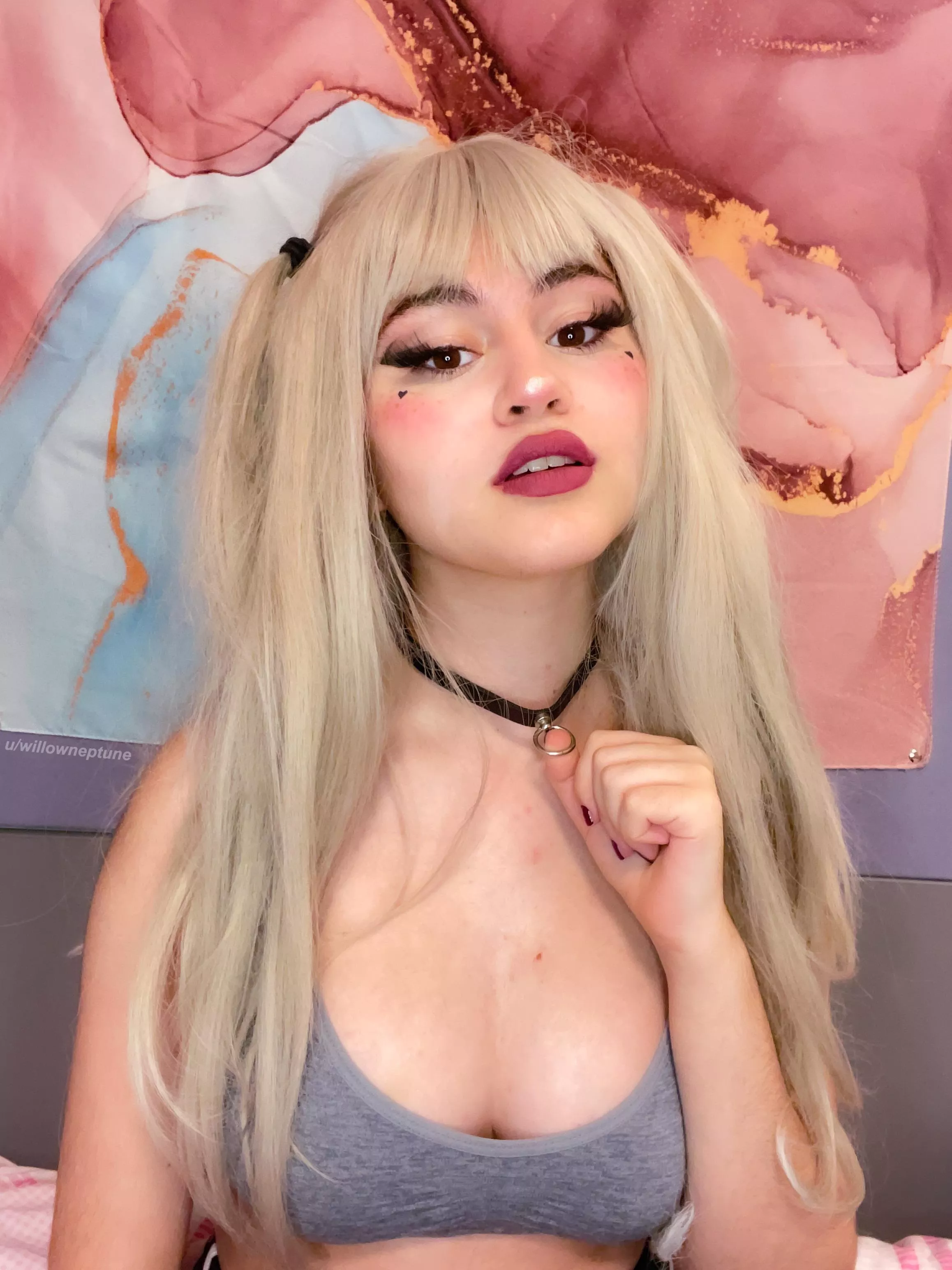 grab me by the collar