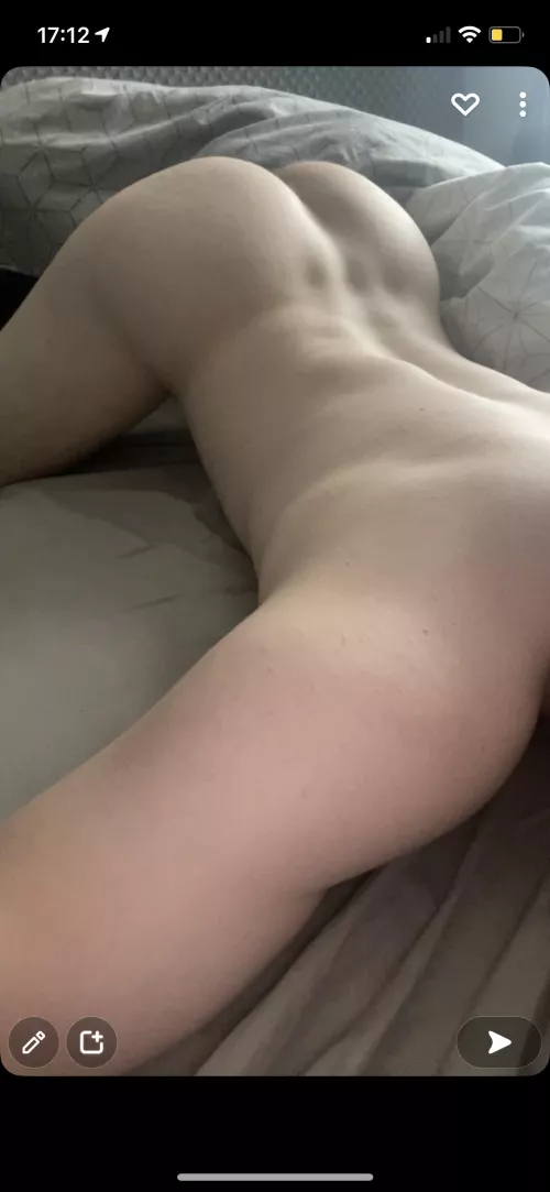 grab me by the hips..