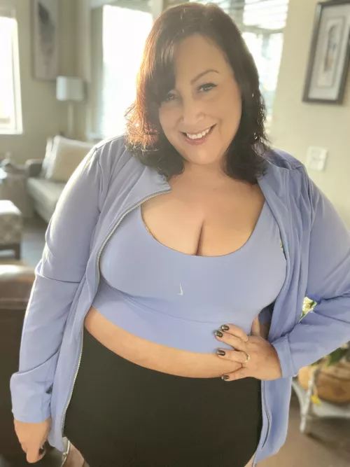 Grandma is plus sized and needs to get back to the gym. This required a shopping trip for some new Nike gear. Nike says I should “Just Do It”. Should I?