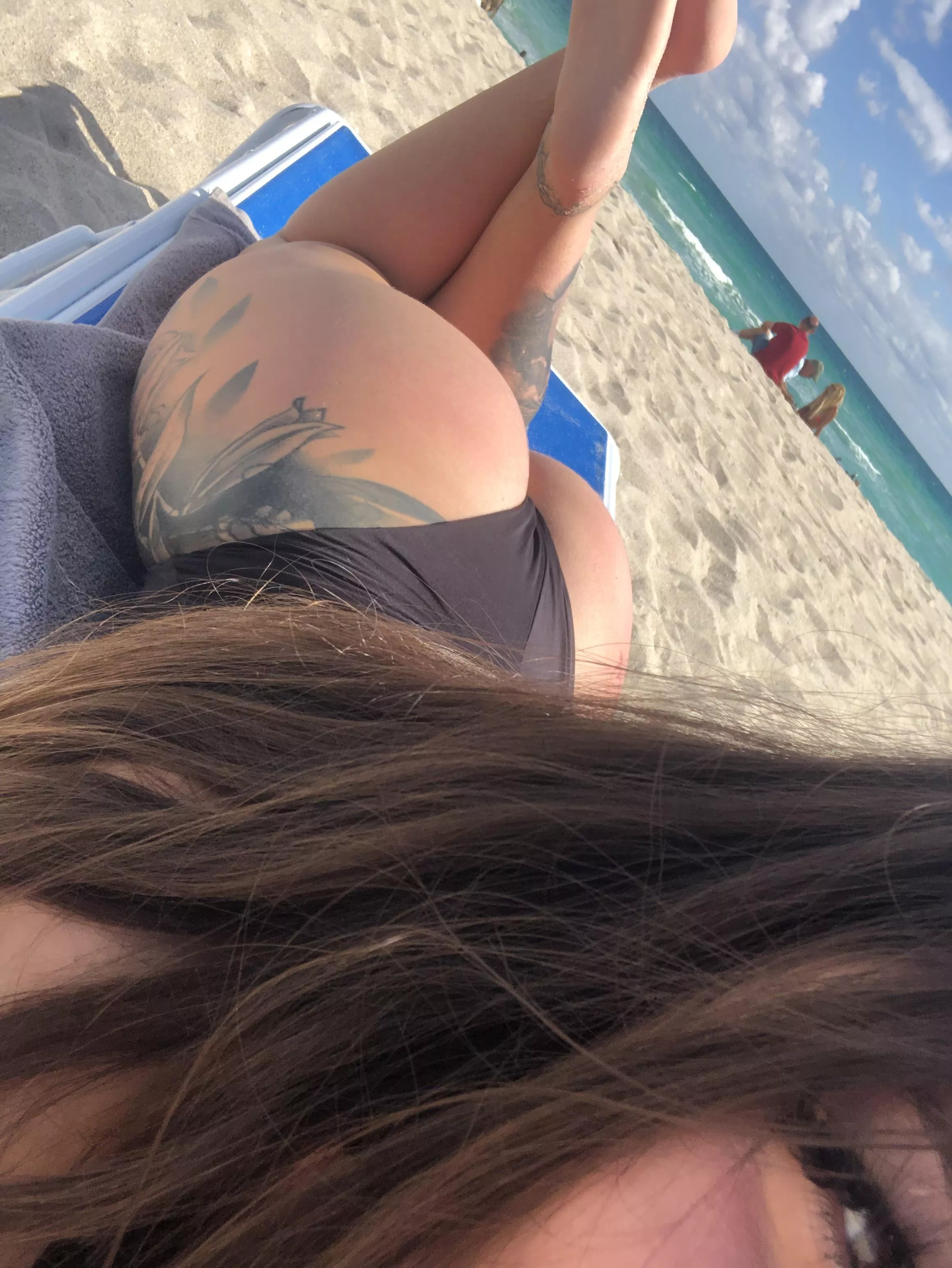 Greetings from Miami 🌴💖