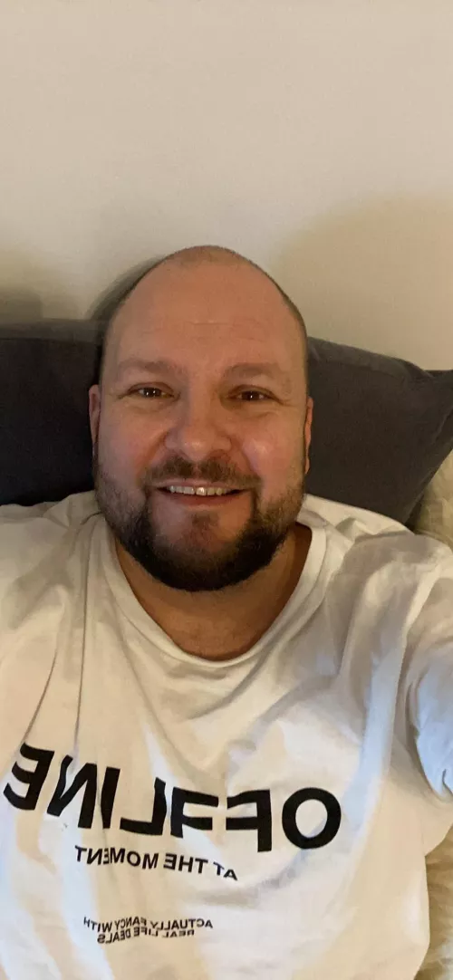 Greetings from Sweden from a bottom daddy.