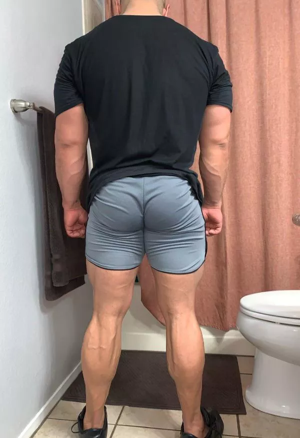 Guess what day it was today 🦵🏽