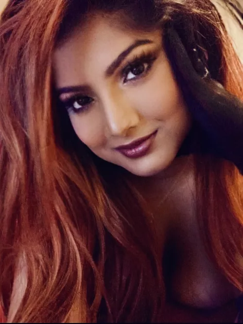 Guess what’s on my mind? 😈 Come and see for yourself, link in comments xx