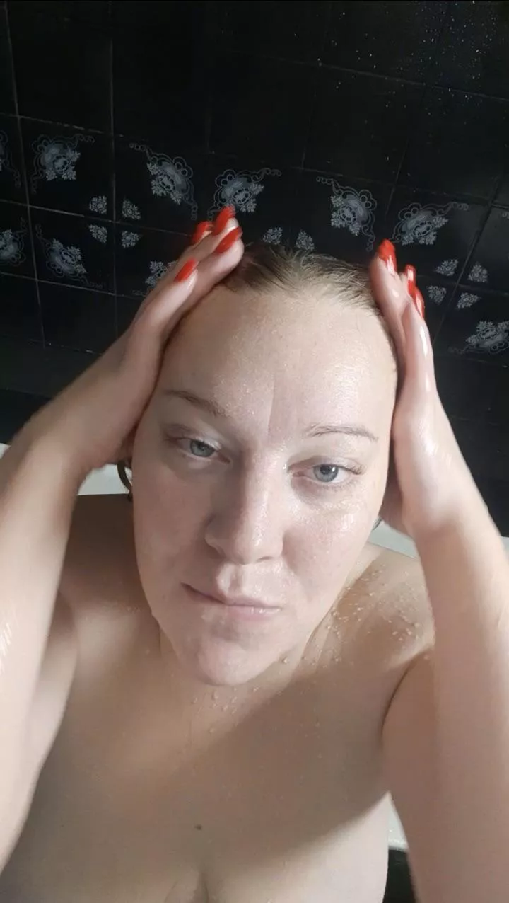 Guess where I am more wet 😉