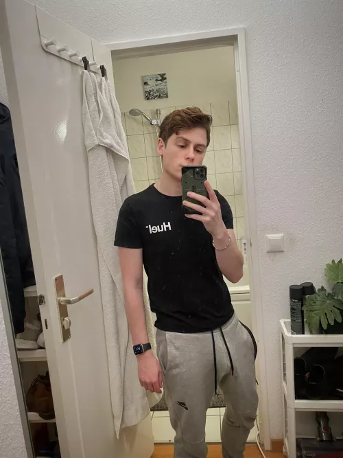 Guy next door type of bulge.