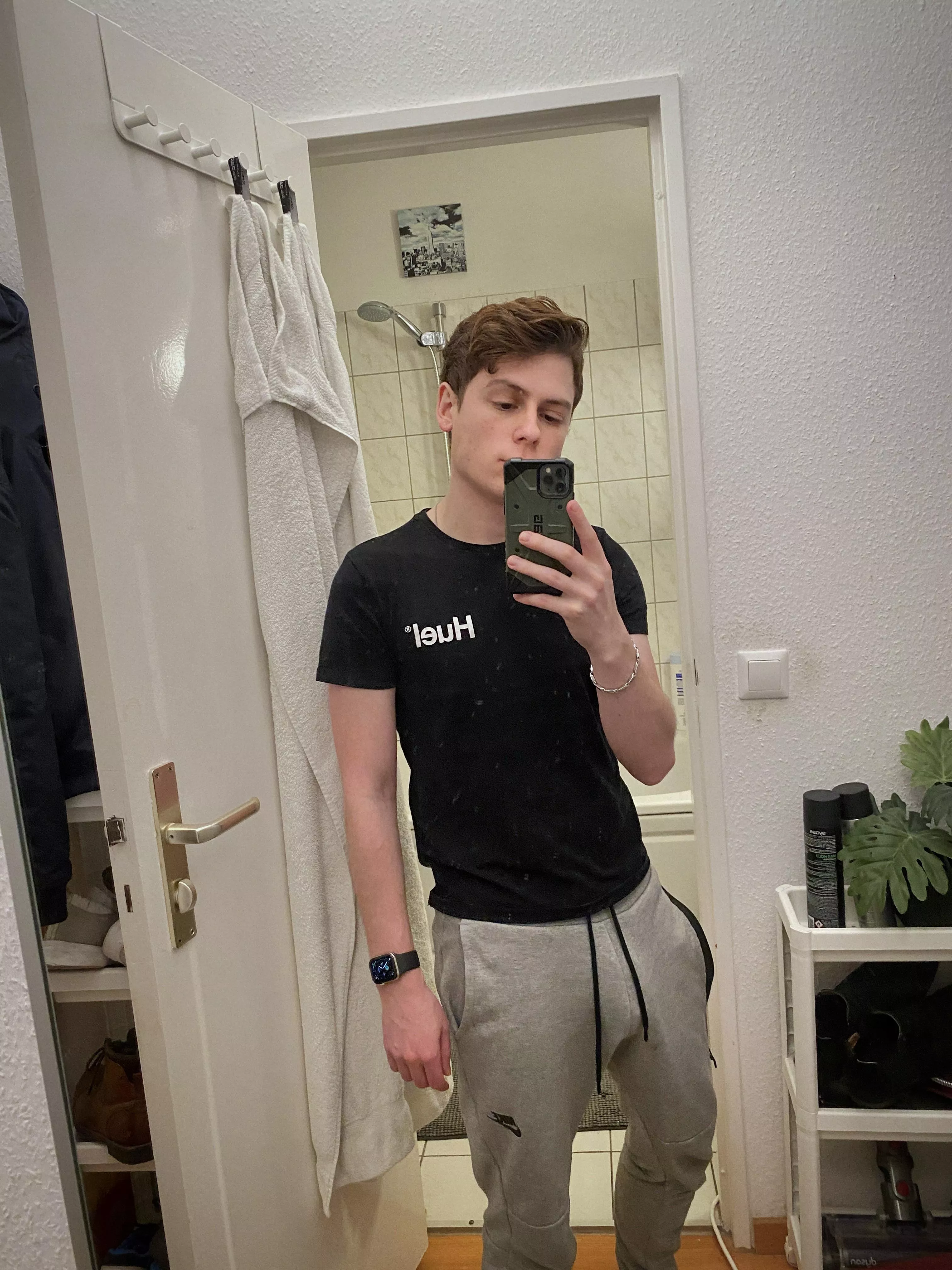 Guy next door type of bulge.