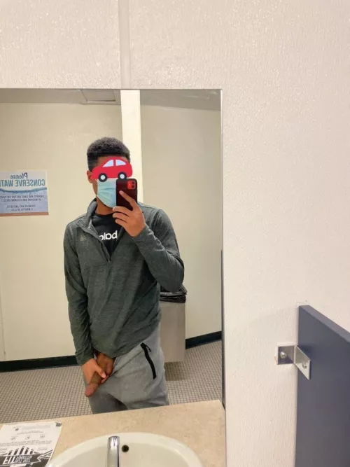 Gym lockeroom ;)