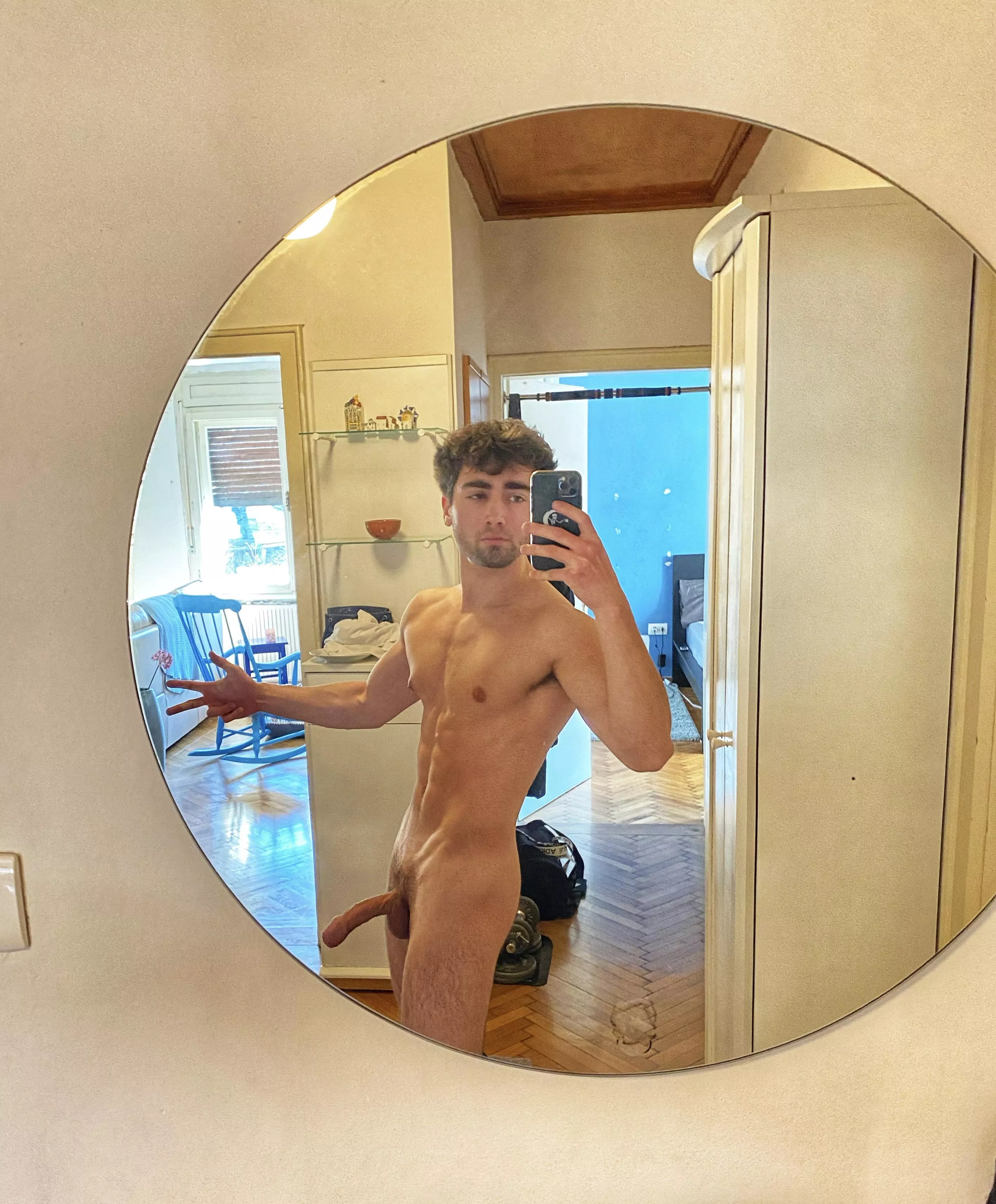 gym progress going pretty well :) u want more updates? gym progress going pretty well :) u want more updates?