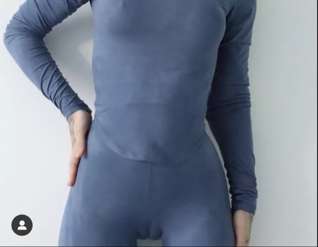 Gym time ! Trying to get some attention! (F)54