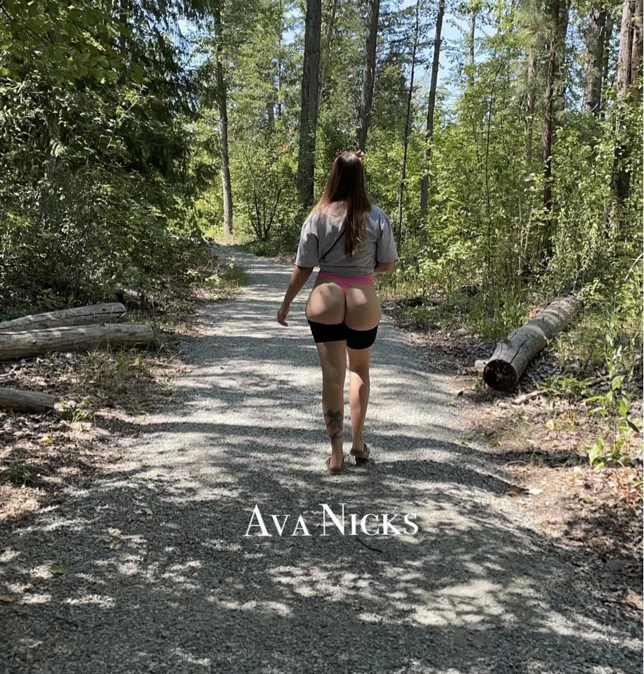 Had a bootyful hike today 😈
