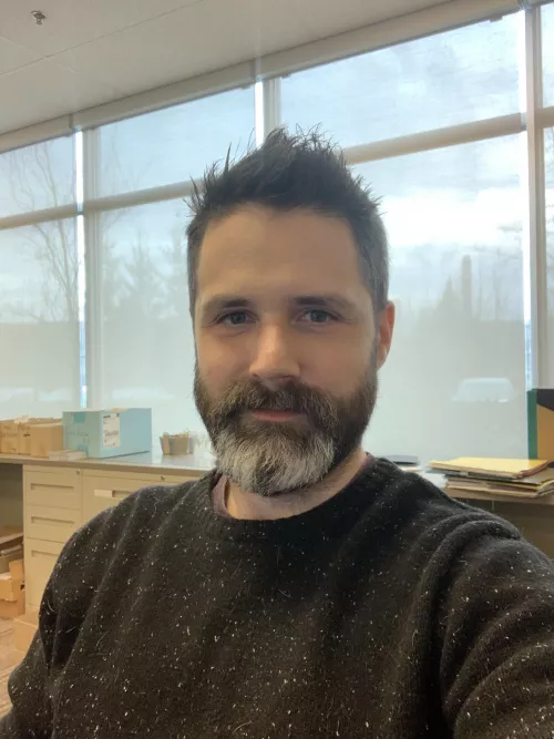 Had to go into the office on the day EW gets released ๐ฅธ