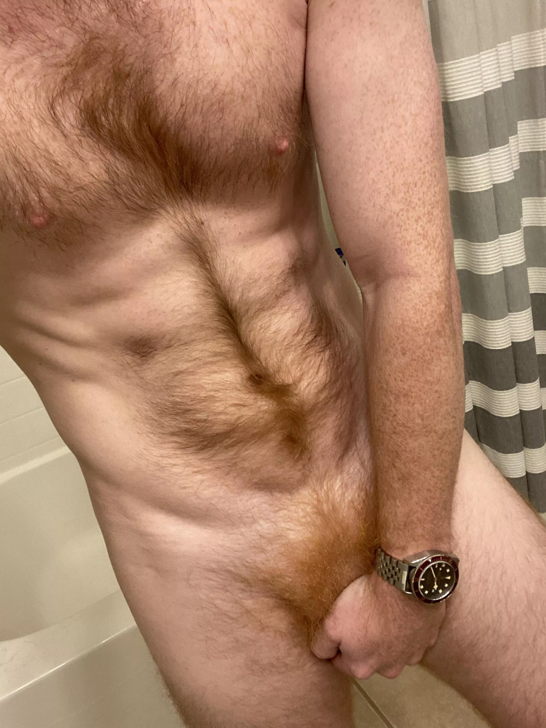 Had to hide my bits today. Slide in to my DMs and I might show ya ;)