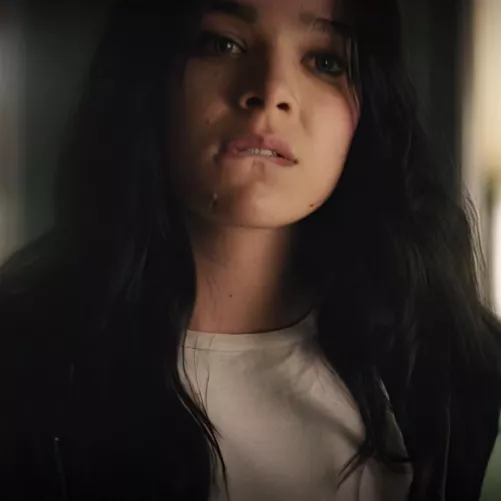 Hailee Steinfeld looks ready for her birthday pounding