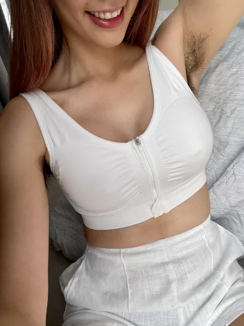 Hairy girls have more fun