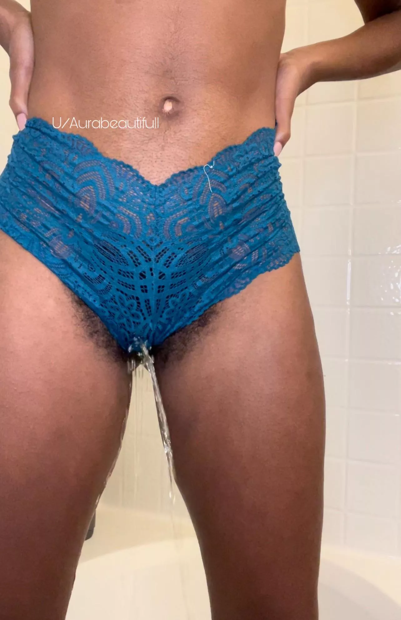 Hairy pussy pheromones with a hint of pee🤤 you’ve gotta smell em💦 Hairy pussy pheromones with a hint of pee🤤 you’ve gotta smell em💦