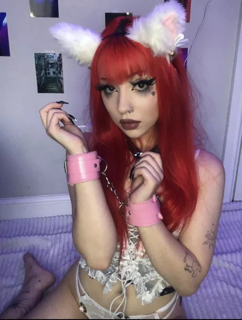 Handcuffed catgirls r the perfect toys to creampie, don’t u think?