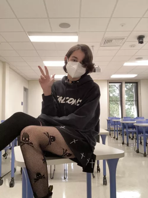 hanging out in class dressed femme again 😅