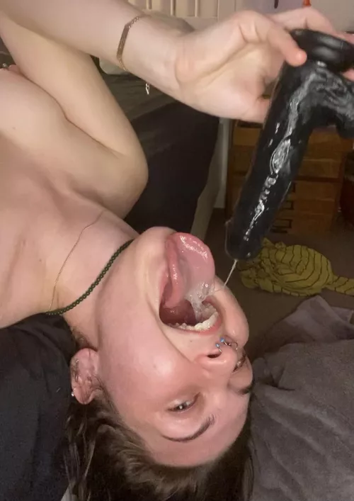 happiest slut you’ll ever meet 🥰