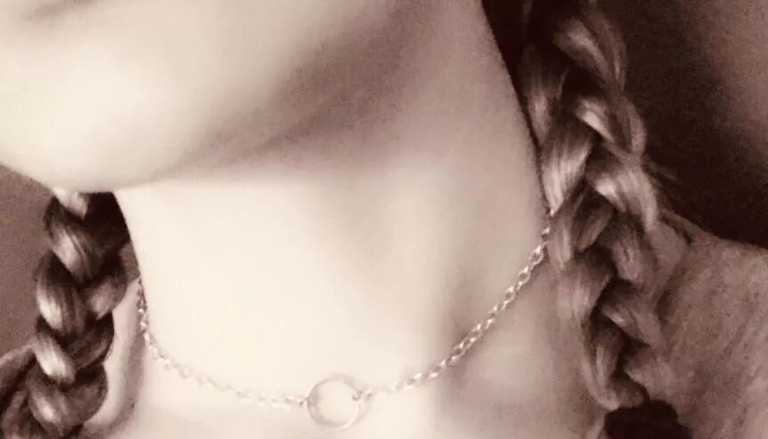 Happiest when I’m in my collar. I love this Day collar my Daddy bought me 🥰❤️