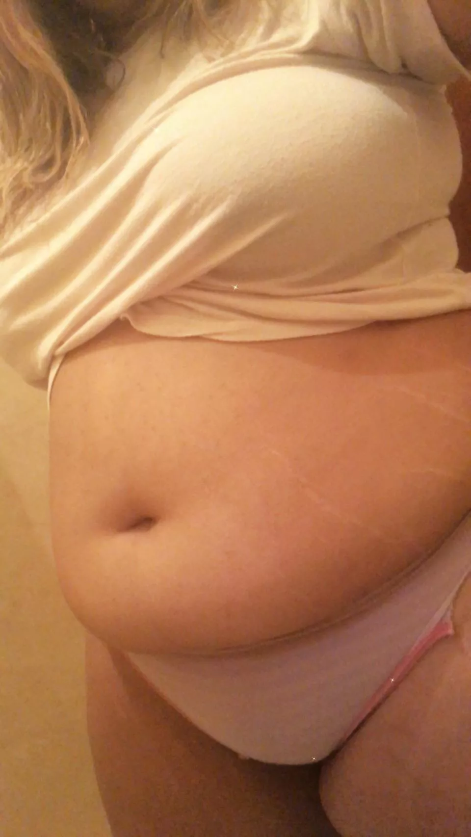 Happy bellyntine’s day😈💕