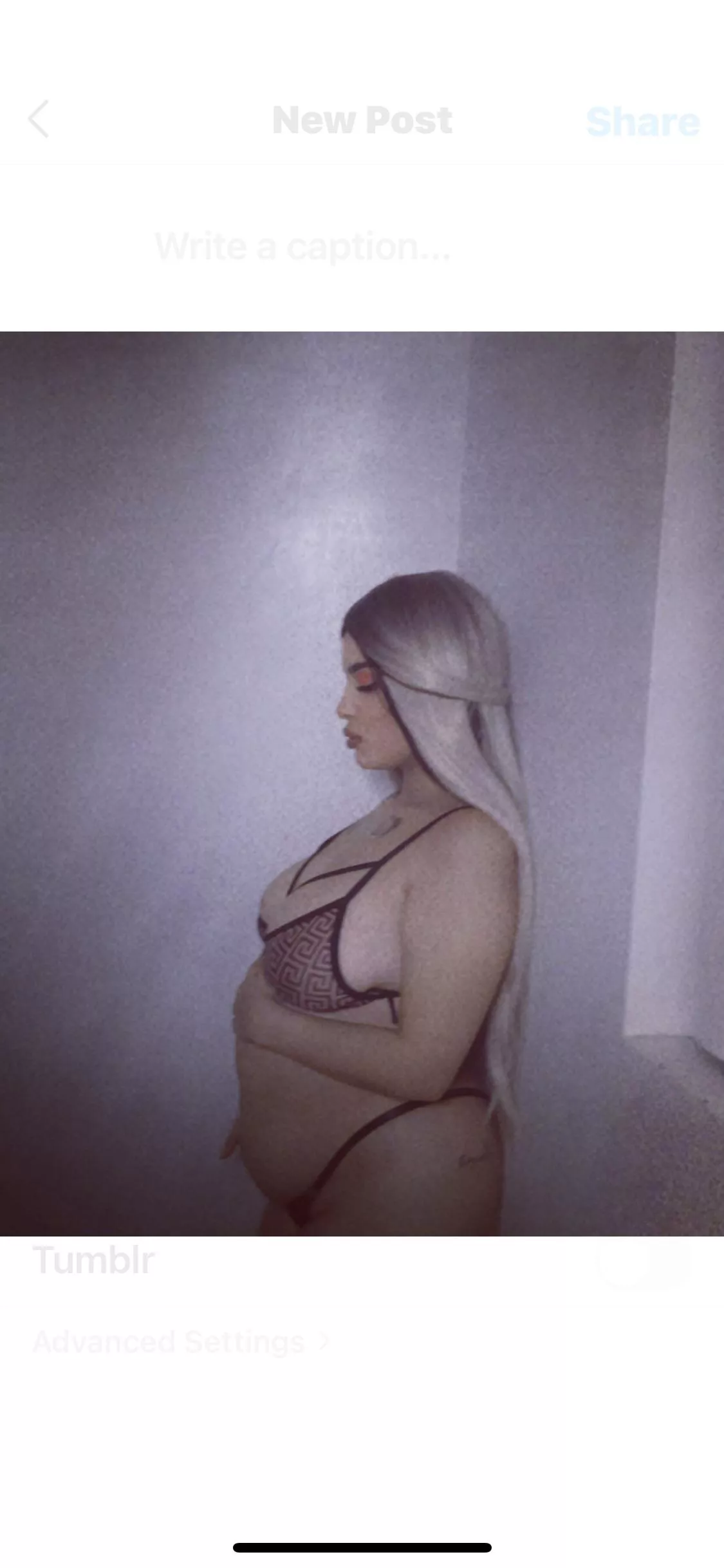 Happy birthday to me 🎊 if anyone wants to send me some money for today to get a lil breakfast my cash app $lamaschigona18