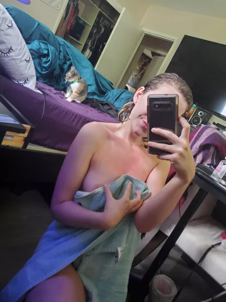 Happy birthday to me !! 🎂 (OC)