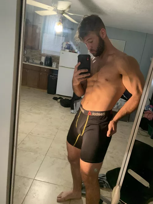 Happy Friday, whoโs ready for the weekend? I know I am ๐
