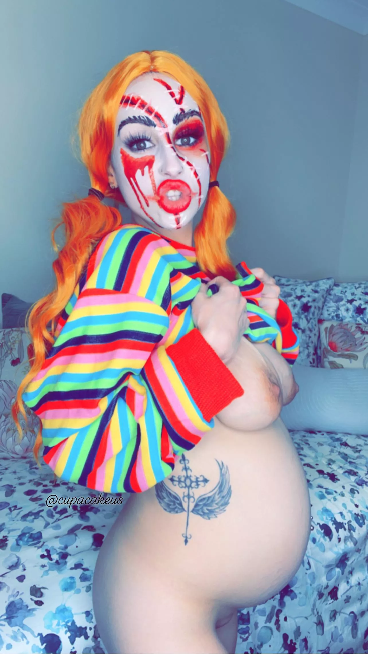 Happy Halloween! 🎃👻😈 33weeks! With the seed of chucky.🤰😂