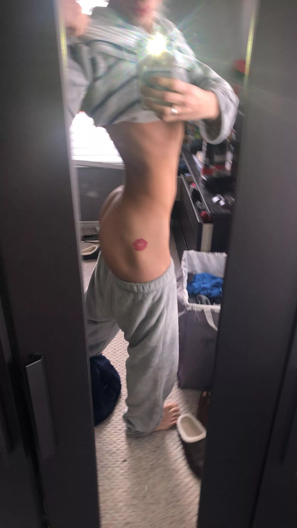 Happy holidays everyone ❤️‍🔥 would you suck me off or f*ck me ? 💦 - 21