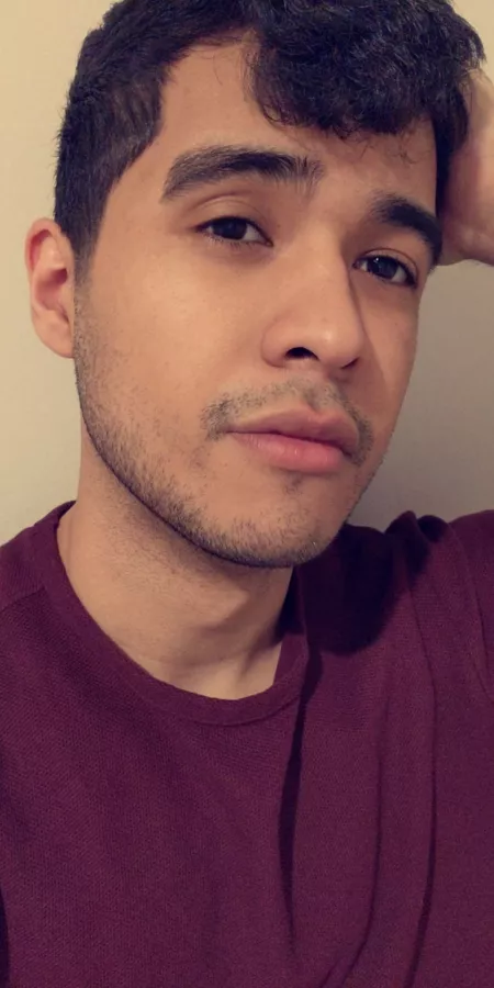 Happy hump day! Have a nice day 😁 and remember always be proud of who you are! 🏳️🌈