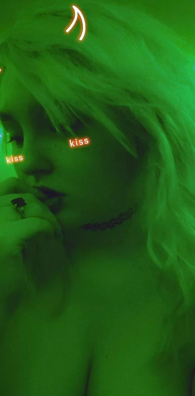 Happy new year babes!😘💋