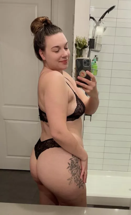 Happy new year! [f] [6’]