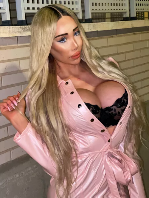 Happy new year!! From me, Luxury Plastic Doll. I wish for a 2022 with new enhancements and more fun!