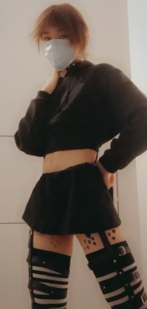 Happy new yearrr cutiess 😊