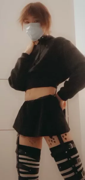 Happy new yearrr cutiess 😊