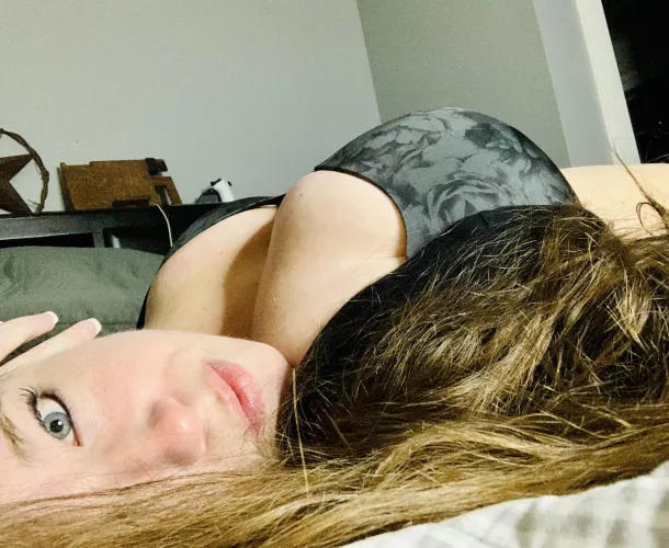 Happy New Years 😘 cum see me 💦