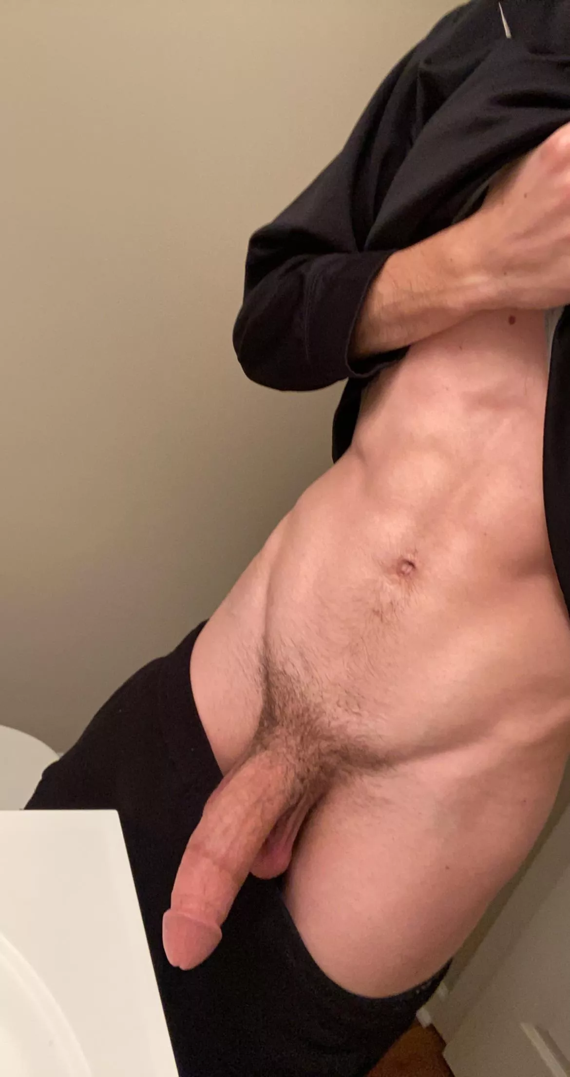 Happy New Years who wants to fuck at midnight