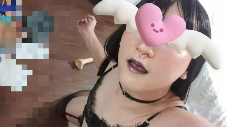 Happy on my knees, ready to be abused and humiliated ๐๐