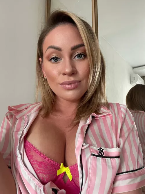 Happy Saturday guys!