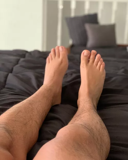 happy Saturday, y’all. 👣