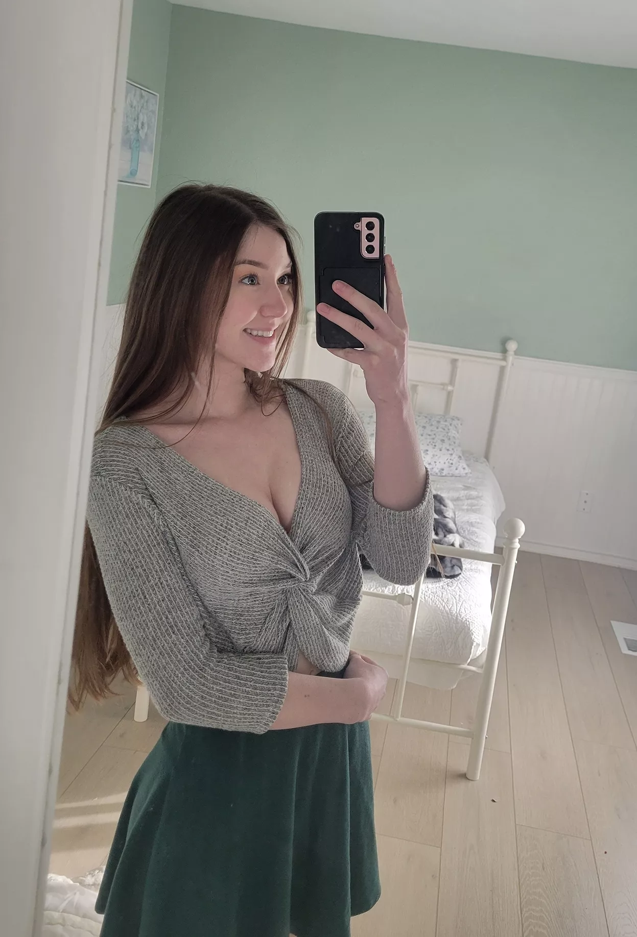 Happy Sunday! Do you like my outfit?