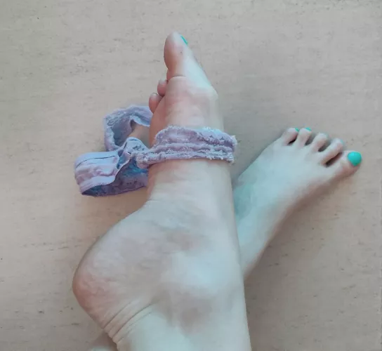 Happy Valentine's Day SOLEmates!!!💞FREE PAGE FOR TODAY ONLY - my gift to you😘👇🏻